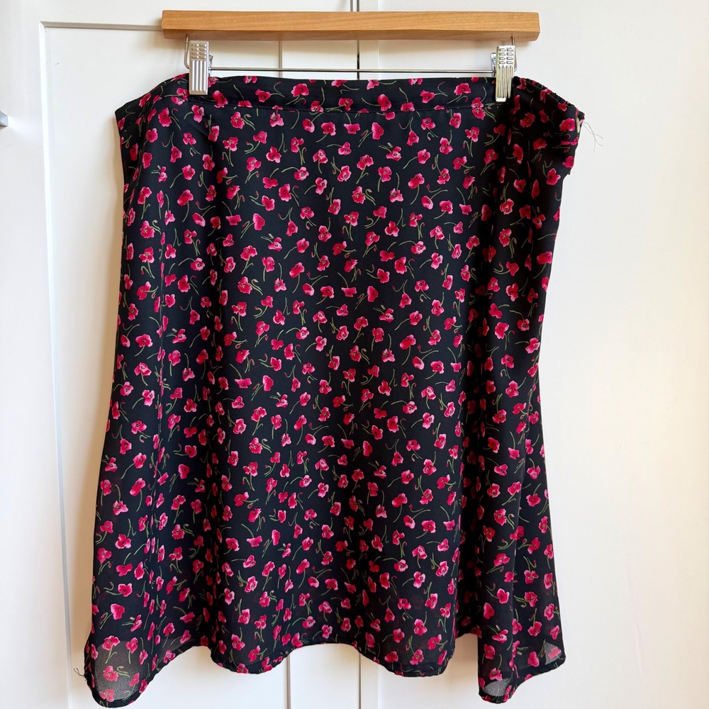 Vintage 90s Dark Floral A-Line Skirt Size 2X Black Pink Grunge Whimsigoth
